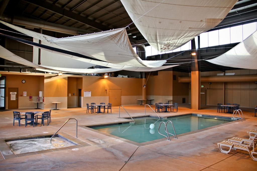 Quinault Sweet Grass Hotel 维景湾畔 外观 照片